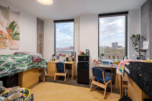 Off campus studio room rentals for students in New York